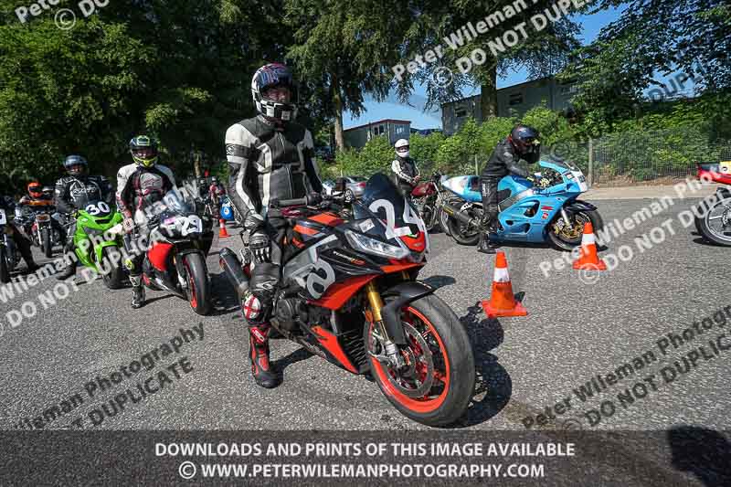 cadwell park;cadwell park photographs;cadwell trackday photographs;enduro digital images;event digital images;eventdigitalimages;peter wileman photography;racing digital images;trackday digital images;trackday photos